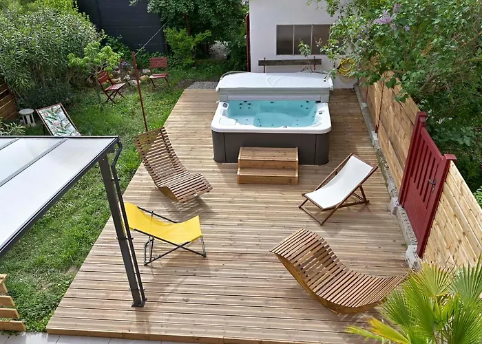 Chez Odette - Spa, Plancha, Parking