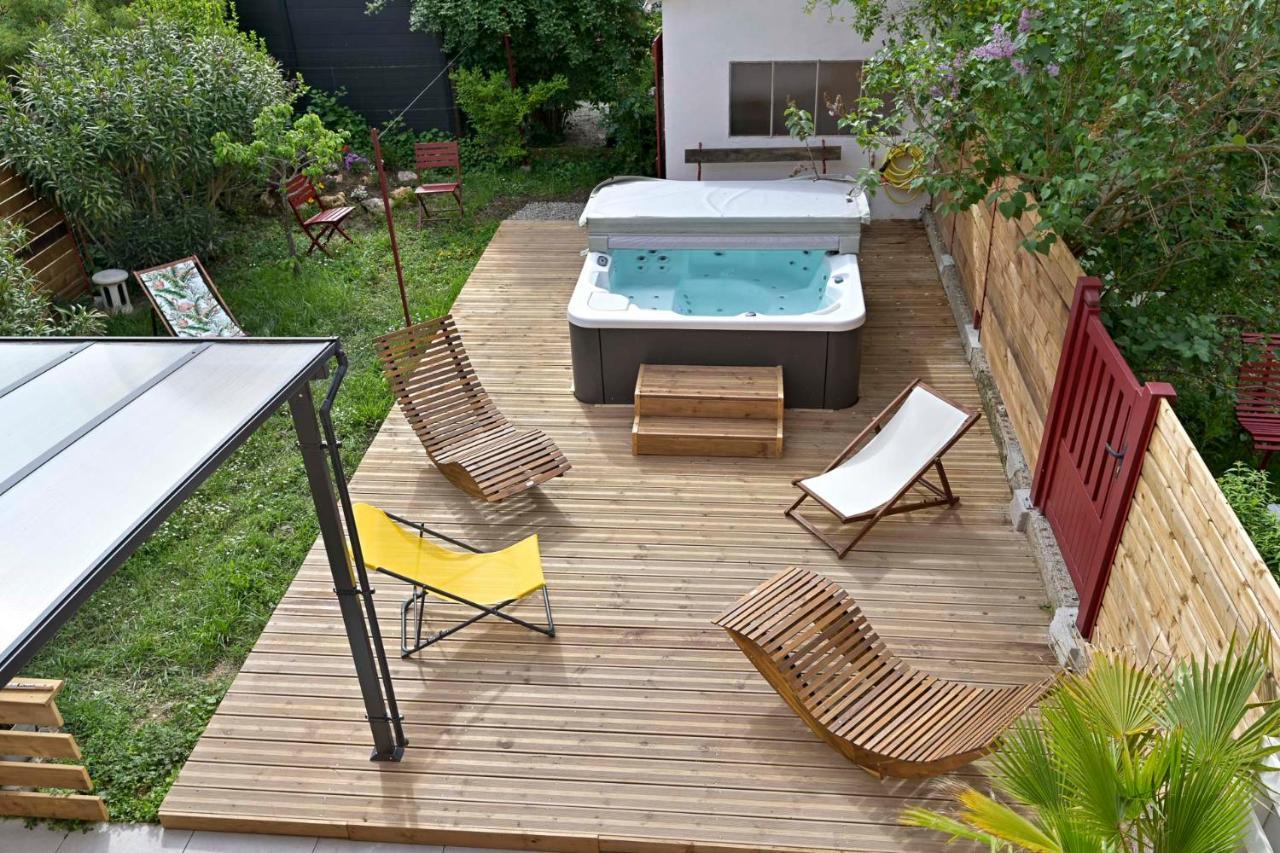 Holiday home Chez Odette - Spa, Plancha, Parking